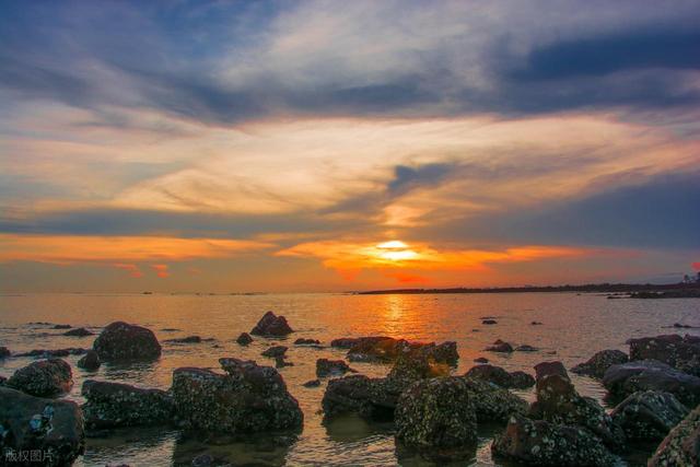 去广西海边小城过20度的暖冬！被严重低估的的防城港，人少清净