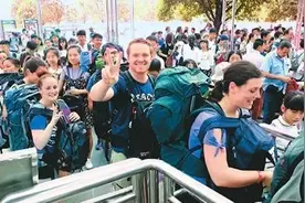 杀疯了！大量外国人涌入中国，除了美食美景，他们还在意啥？图片