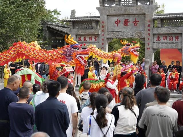 网络中国节·中秋 | 来汉中这个古镇，亲手做团圆月饼，共放孔明灯寄相思