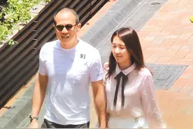 母亲猝死心结难解，李泽楷萌生灰姑娘情结，梁洛施注定成不了甘比图片