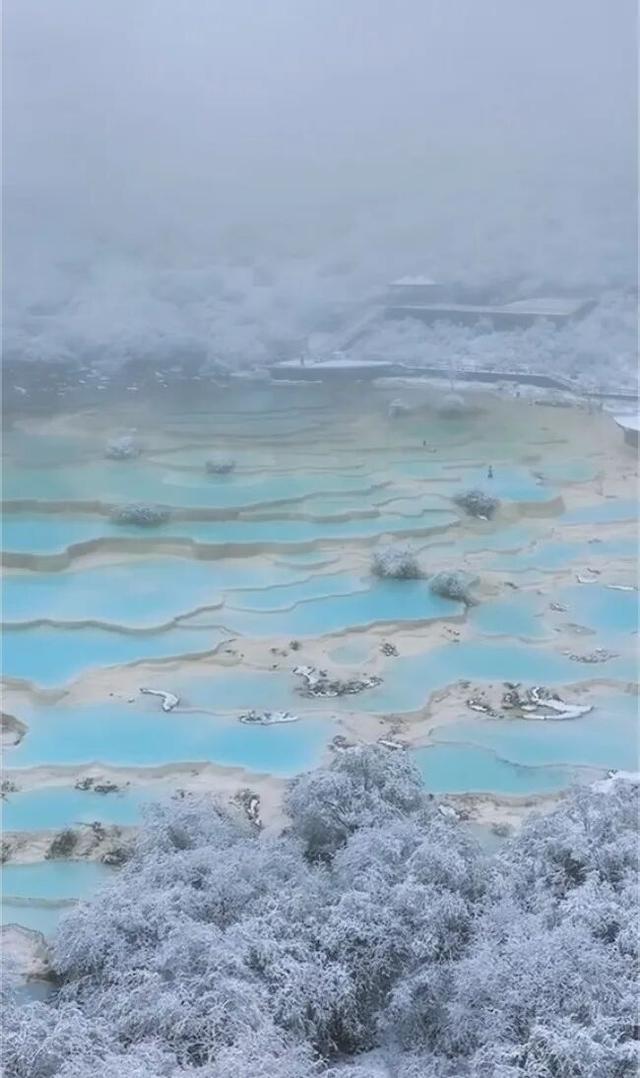 九寨沟、黄龙下雪了！四川开启“速冻模式”