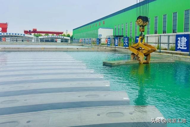 挑战超高水压！看世界最长海底隧道的“穿海之旅”