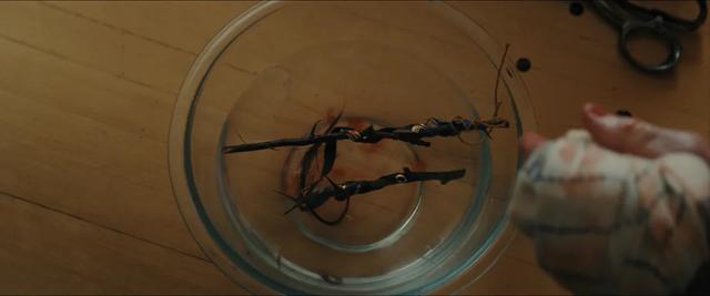 票房破19亿!漫威退下来3位演员,联手拍R级片,给老东家上了一课