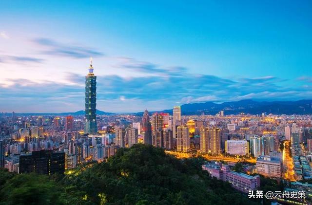 特朗普：只要我在任，无人敢收台，话音刚落，中方划下4条红线