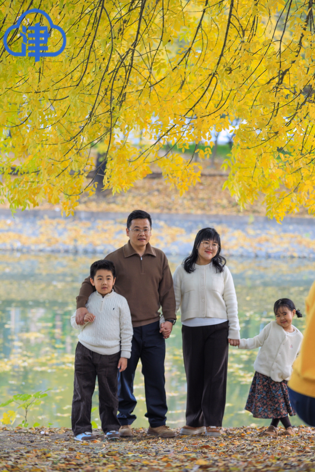 津渡秋色染金画，天津一公园迎来高光时刻！