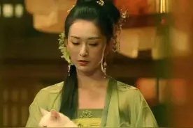 雪中悍刀行：鱼幼薇为何被称为“奶甲”？低头不见脚，乃人间绝色图片