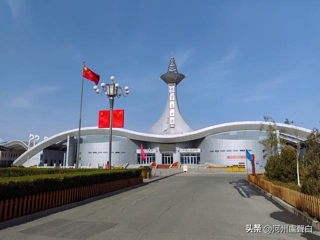 中蒙边境策克口岸