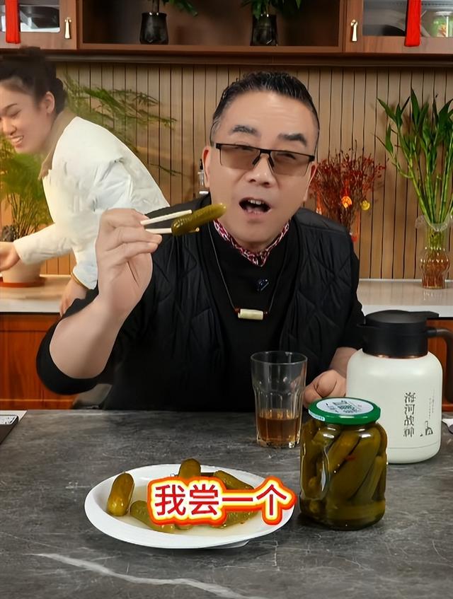 孙涛崩溃大哭不到24小时，恶心的事发生了，闫学晶把他害惨了