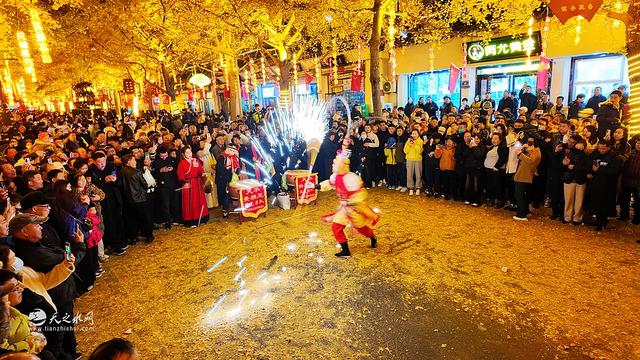 “银”客天下，“杏”福秦州：天水黄金大道奏响初冬浪漫狂想曲