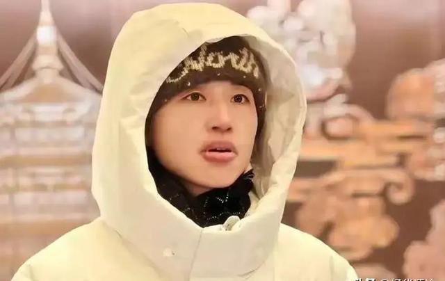 最快女护士辞职后续：医院被骂墙头草，处分理由曝光！