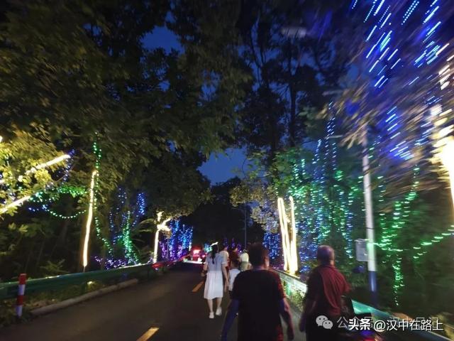 汉中近郊这个夜市火了！