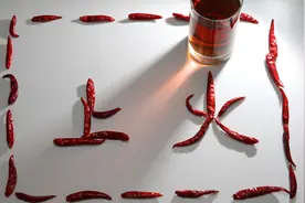 上火的根源是寒气太重，教你1招，散寒又清热，扑灭一身火图片