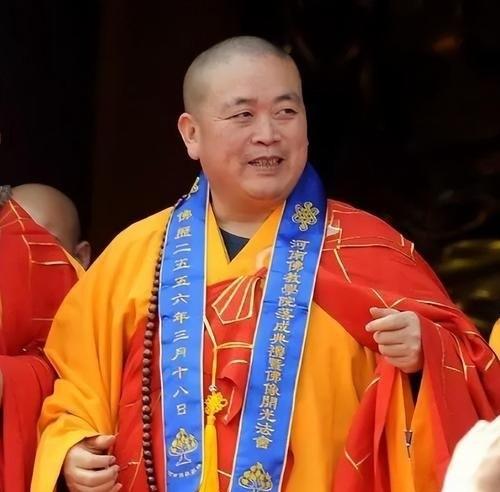 释永信情妇曝光？正脸照流出，儿子被说长得像方丈，本人亲自回应