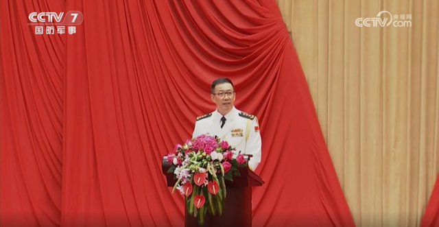 98秒看解放军海陆空尖端军事装备