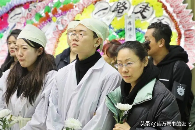 从确诊到去世仅15天，“央视最帅主持人”顾国宁，为人们敲响警钟