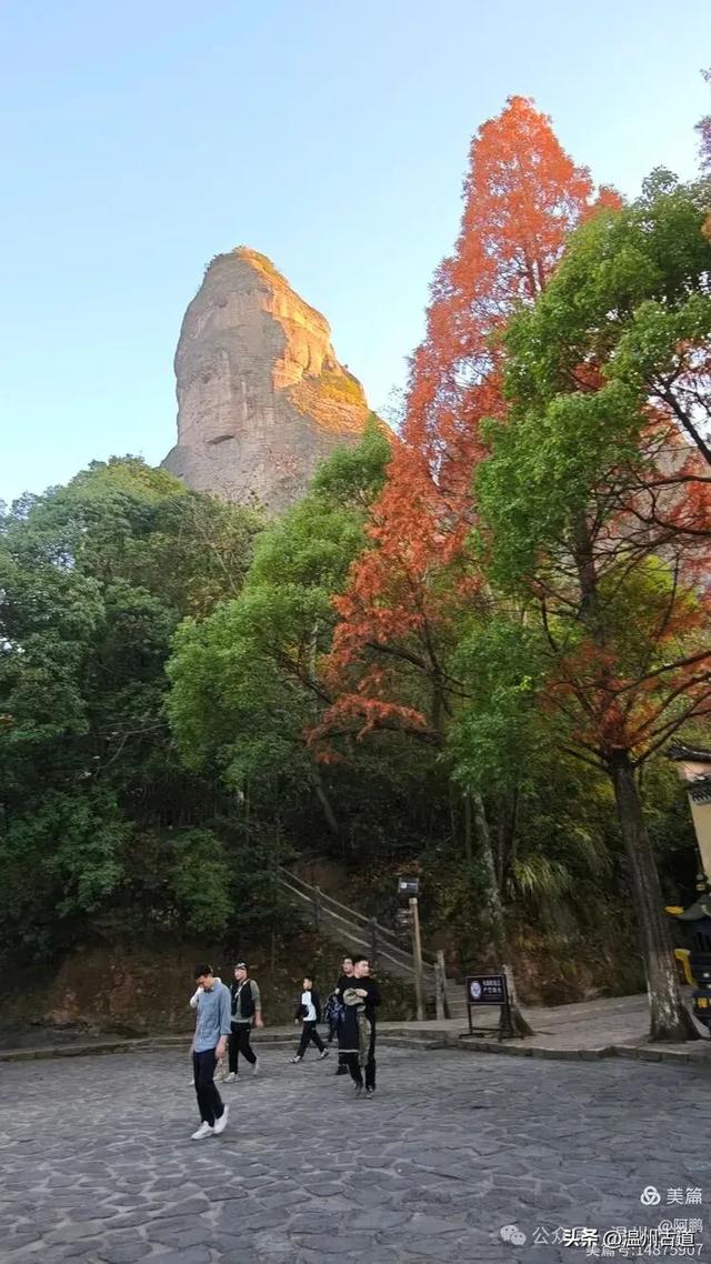 浙处丹霞地貌秋色斑斓超壮观，秋日必打卡之地！