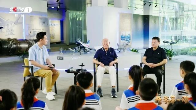 藏不住了，成都这个硬核的宝藏地