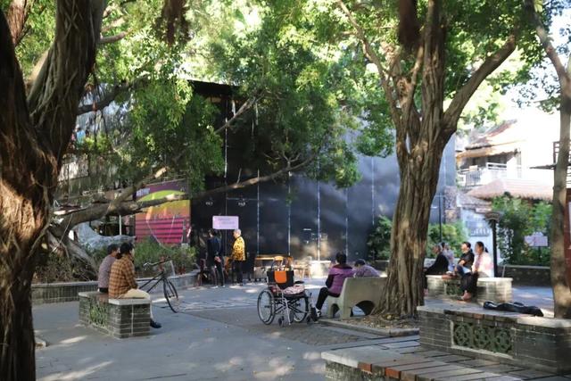 东莞有个宝藏地！下坝坊的24小时，从静谧古村到流光幻境