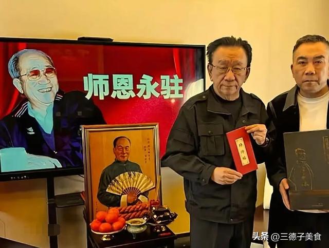 独居北京无人照料	，家中杂乱简陋环境寒酸，79岁侯耀华晚年凄凉