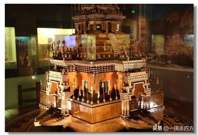 青海省博物馆里的青海非物质文化遗产展