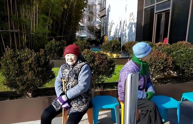 中国将迎来前所未有的死亡高峰，专家得出答案：是这些因素导致的