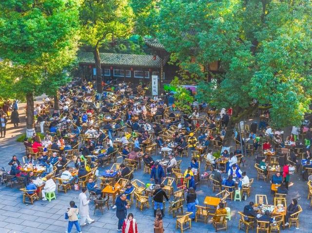 价格“大跳水”！飞飞飞成都体验新！玩！法