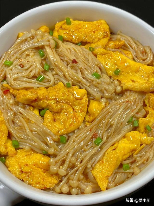 这个菜，越吃肚子越扁，清肠刮油，减肥排毒，建议40岁后常吃