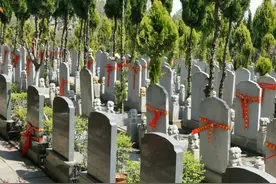老人说“立碑不能乱立，三人不立碑”，这三人是谁？还有道理吗？图片