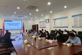 郑州大学护理与健康学院到濮阳医专举办优秀毕业生推介会图片