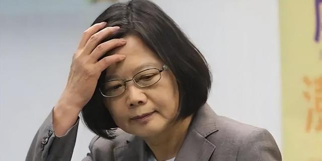 罢免决战前，15万人现身台北，大陆军舰也进台海，蒋万安说出实话