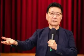 赵少康自爆父母、秘书都得肺癌去世，叹台湾人用肺支持民进党能源政策图片
