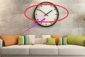 老话说：“钟表不挂五处，日子越过越富”，原来都有这讲究图片