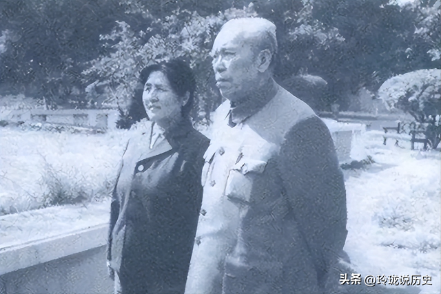 1967年梁兴初刚上任成都军区司令，便对秘书道：我偏要去看老首长