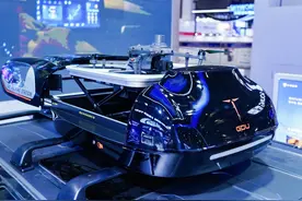 普宙科技全球首发“天鹰”智能车载无人机，牵手东风猛士上车展图片