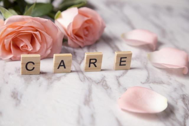 女人的3招“绿茶”式撒娇，让男人沦陷，越爱越着迷