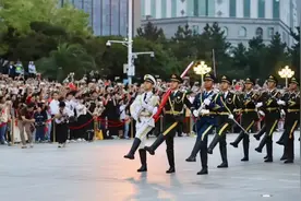 升国旗、免费住、文旅大礼包…来英雄城南昌开启一场英雄之旅吧！图片