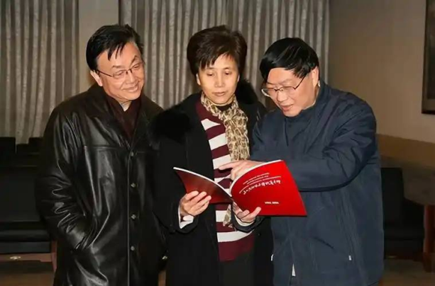 钱学森的女儿钱永真：80年代赴美留学定居美国，育有一子是美国人
