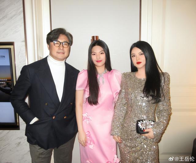 不忍了！赵薇哥哥回应有关妹妹的传言	，赵薇跨境洗钱传闻真相大白