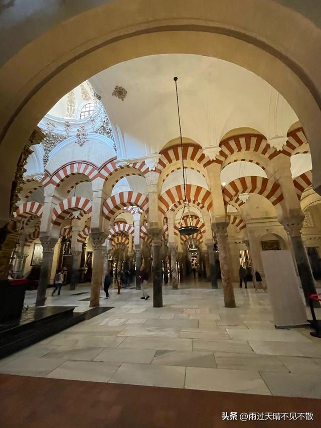 免费参观世界上唯一一座清真寺大教堂Cordoba 西班牙