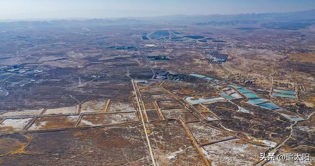 “大雪”时节的景泰盐沼湿地