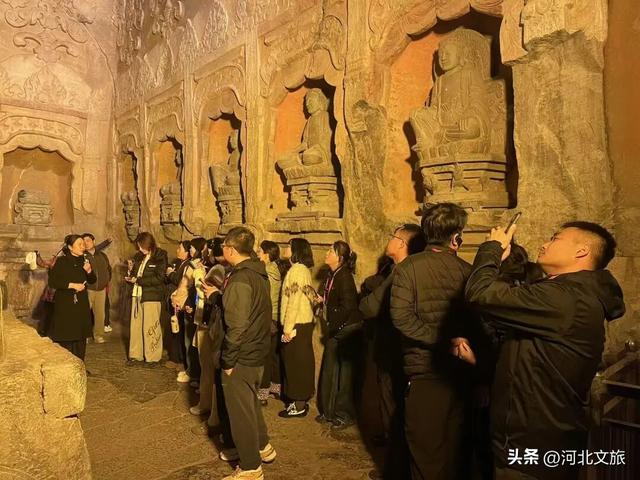 北响堂石窟的 “神秘邀请函”：从龙纹浮雕到刻经密码，解锁北齐皇室的石窟秘密