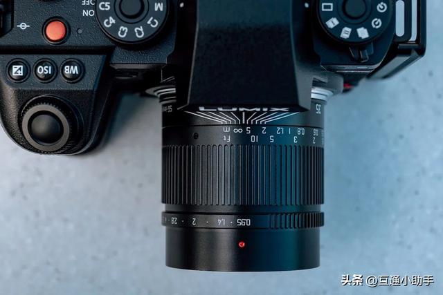 镜头评测|深光SG-image 35mm F0.95：用魔法般的虚化与光斑