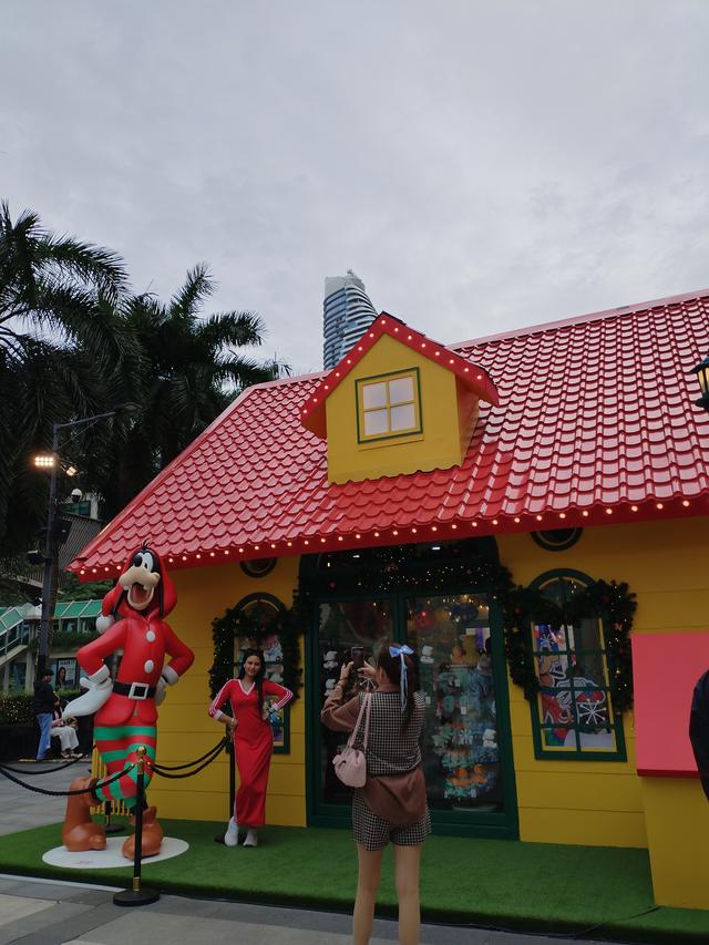 曼谷街头的圣诞绮梦