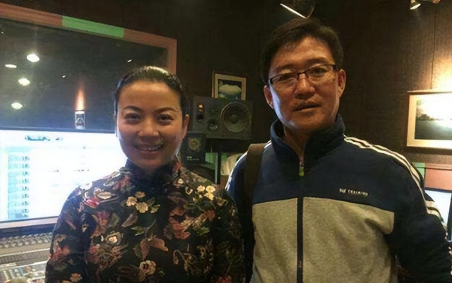 不结婚怎么解决生理需求？56岁的歌唱家张也，用行动给出了答案