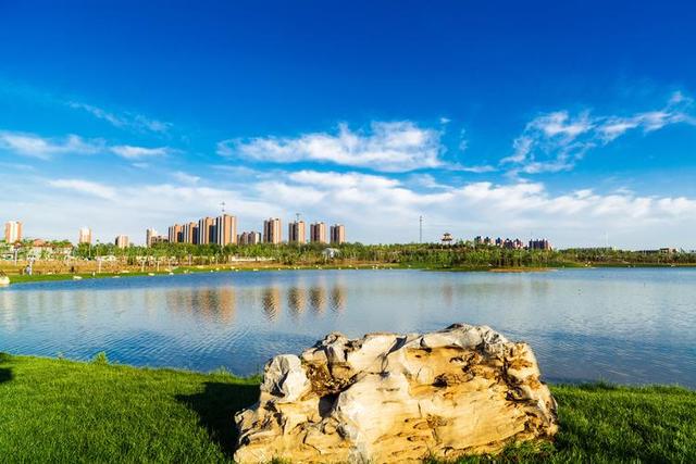 一个充满工业风情又不乏市井烟火气的地方，唐山路北区带给你惊喜