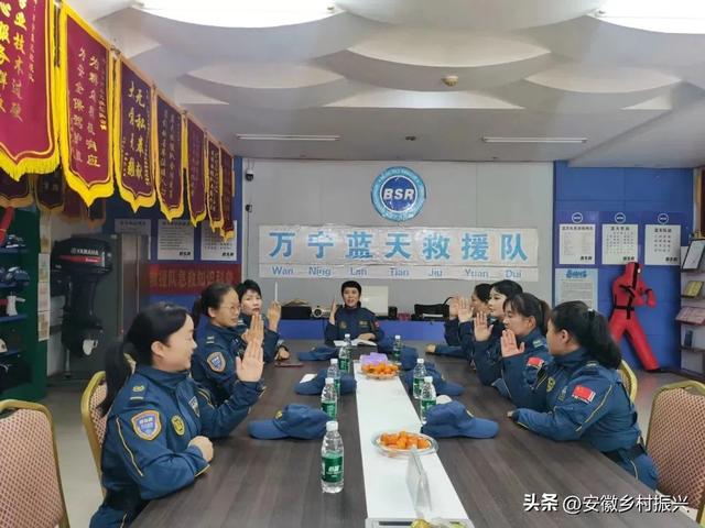 曝光了！这是全中国最飒最美的一群女孩…