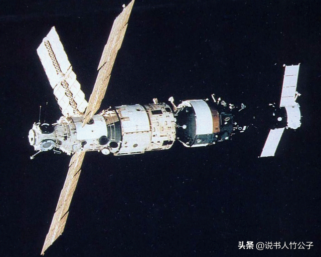 1971年宇航员全身血液瞬间沸腾，任务完成后，天上却掉下三具尸体