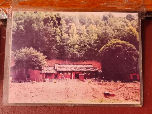 梅州城北富丽堂皇的清代古刹灵鹫寺，成了婚纱艺术摄影网红打卡点