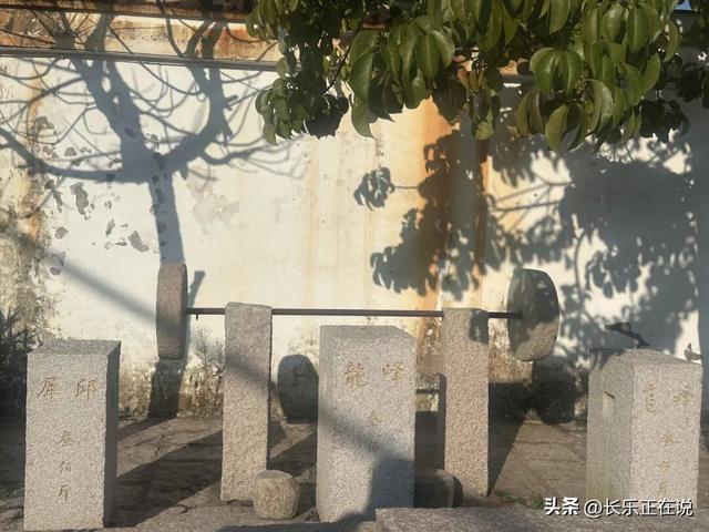 “神仙村落”！公园、温泉、氧吧、古宅......这处“后花园”美到心醉