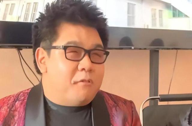善恶终有报！狂妄自大的“盲人”歌手杨光，终究付出了惨痛代价